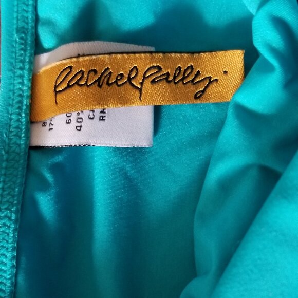 Women's swimwear - Picture 2 of 4